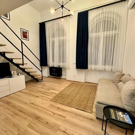 Downtown Double Deluxe With Joint Kitchen *