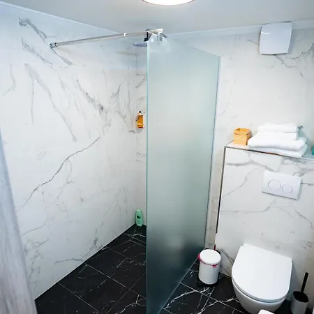 Downtown Double Deluxe With Joint Kitchen *