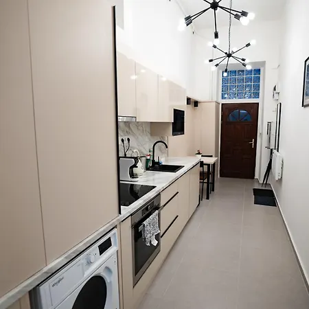 Downtown Double Deluxe With Joint Kitchen