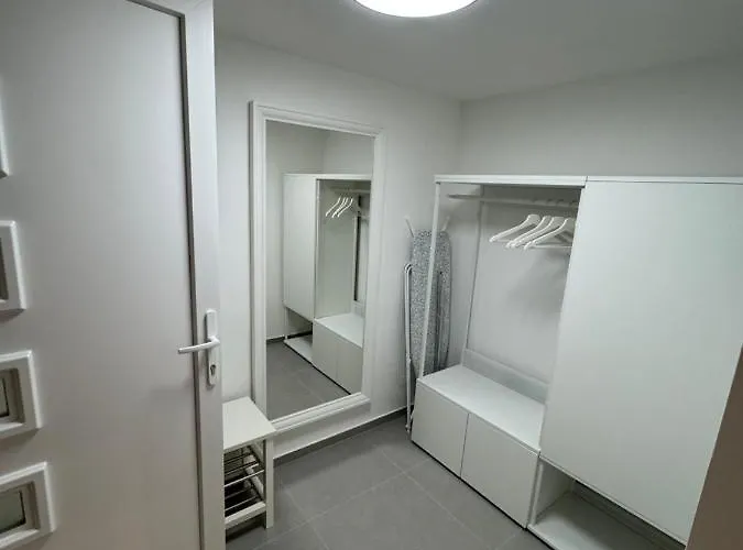 アパート Downtown Double Deluxe With Joint Kitchen *
