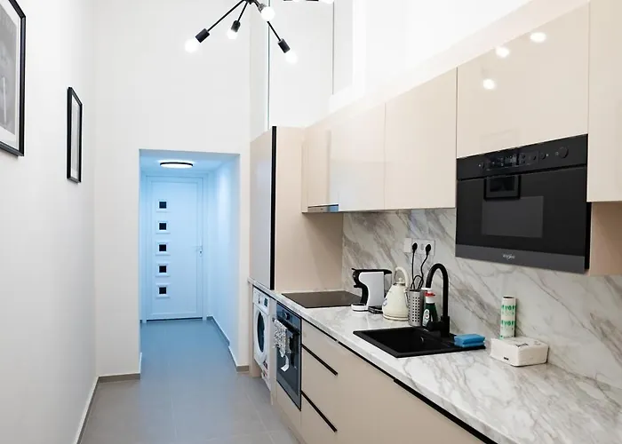 Διαμέρισμα Downtown Double Deluxe With Joint Kitchen Βουδαπέστη